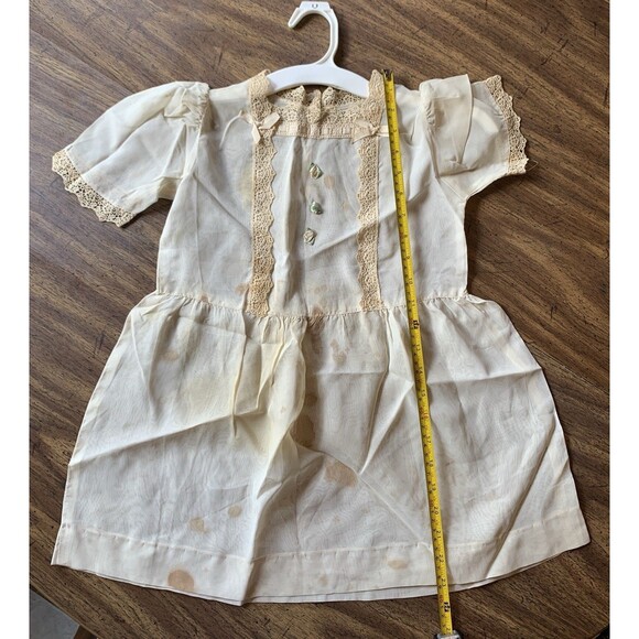 1942 Vintage First Communion Dress, 3 pieces,  Satin, Lace, Veil, Fair Condition - Picture 4 of 16